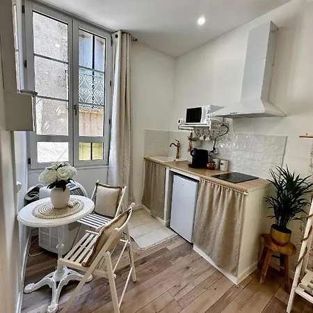 Chez Romeo & Sandro Apartment Pézenas