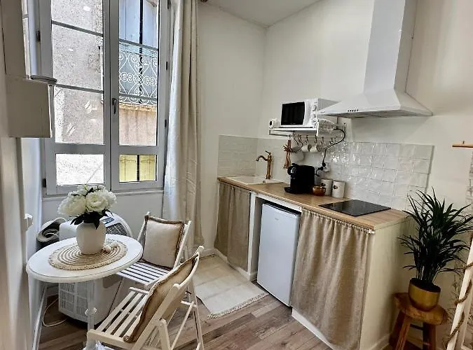 Chez Romeo & Sandro דירה Pézenas